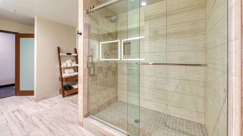 <b>Hotel Lexen Newhall Room</b>. Images powered by <a href="https://iceportal.shijigroup.com/" title="IcePortal" target="_blank">IcePortal</a>.