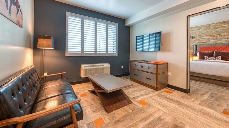 <b>Hotel Lexen - Newhall Near Six Flags Suite</b>. Images powered by <a href="https://iceportal.shijigroup.com/" title="IcePortal" target="_blank">IcePortal</a>.