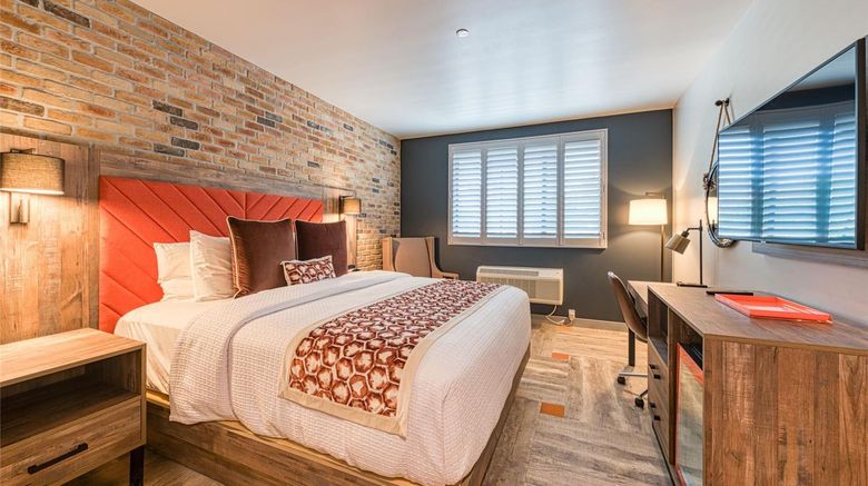 <b>Hotel Lexen - Newhall Near Six Flags Room</b>. Images powered by <a href="https://iceportal.shijigroup.com/" title="IcePortal" target="_blank">IcePortal</a>.
