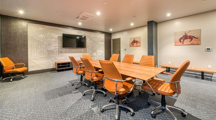 Hotel Lexen - Newhall Near Six Flags Meeting