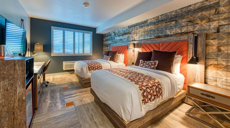 <b>Hotel Lexen - Newhall Near Six Flags Room</b>. Images powered by <a href="https://iceportal.shijigroup.com/" title="IcePortal" target="_blank">IcePortal</a>.
