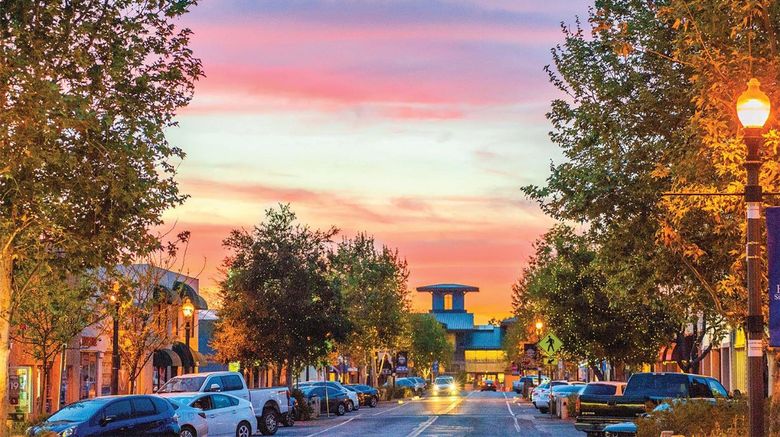 <b>Hotel Lexen - Newhall Near Six Flags Other</b>. Images powered by <a href="https://iceportal.shijigroup.com/" title="IcePortal" target="_blank">IcePortal</a>.