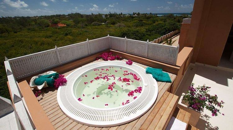 Medina Palms Spa