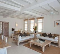 Medina Palms Room