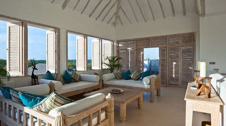 Medina Palms Room
