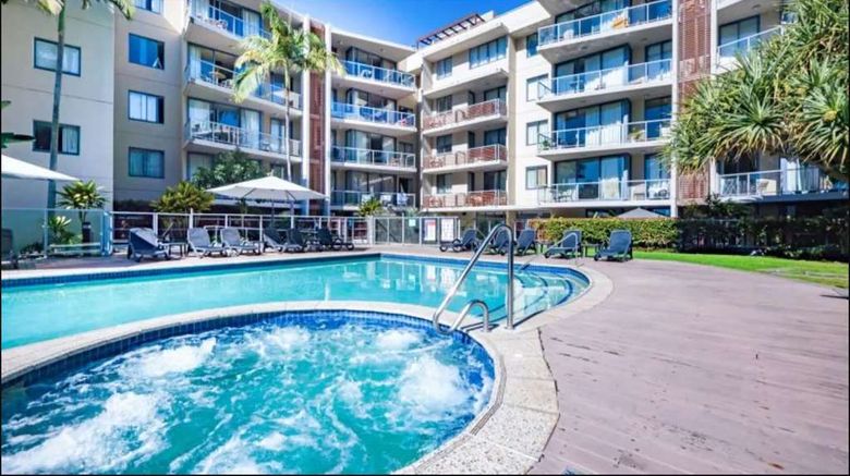 <b>Swell Resort Burleigh Beach Pool</b>. Images powered by <a href="https://iceportal.shijigroup.com/" title="IcePortal" target="_blank">IcePortal</a>.