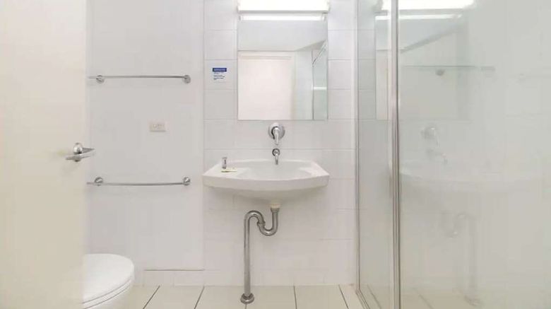 <b>Astor Apartments Room</b>. Images powered by <a href="https://iceportal.shijigroup.com/" title="IcePortal" target="_blank">IcePortal</a>.