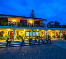 Milimani Lodge Exterior