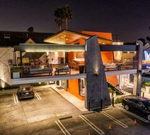 The Moment Hotel Exterior