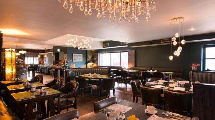 The Twelve Hotel Restaurant