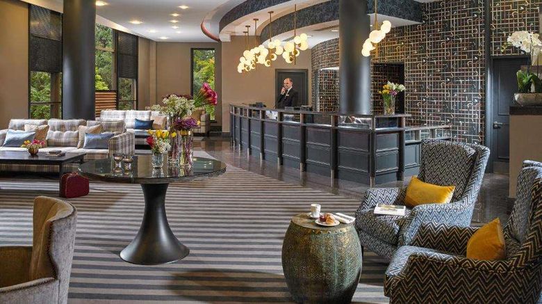 <b>Tullamore Court Hotel Lobby</b>. Images powered by <a href="https://iceportal.shijigroup.com/" title="IcePortal" target="_blank">IcePortal</a>.