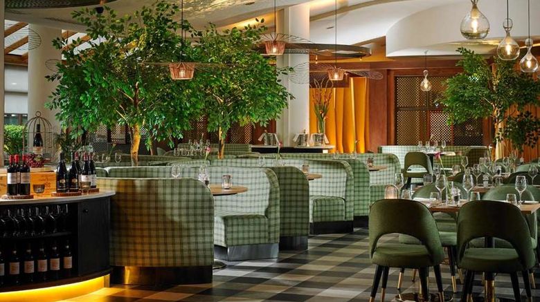 <b>Tullamore Court Hotel Restaurant</b>. Images powered by <a href="https://iceportal.shijigroup.com/" title="IcePortal" target="_blank">IcePortal</a>.
