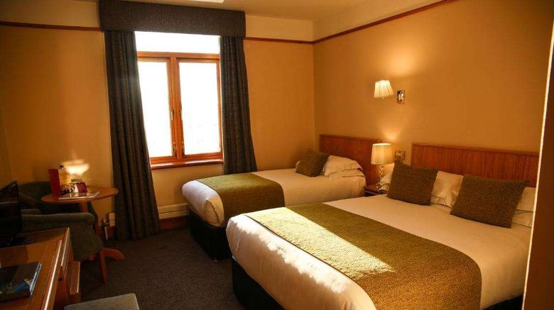 <b>Tullamore Court Hotel Room</b>. Images powered by <a href="https://iceportal.shijigroup.com/" title="IcePortal" target="_blank">IcePortal</a>.