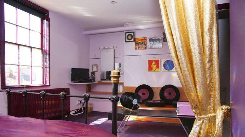 <b>Hotel Pelirocco Room</b>. Images powered by <a href="https://iceportal.shijigroup.com/" title="IcePortal" target="_blank">IcePortal</a>.