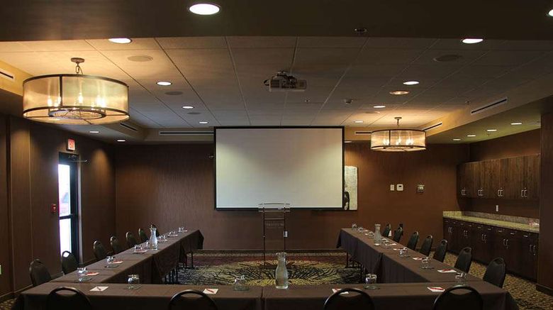 <b>Teddy's Residential Suites Meeting</b>. Images powered by <a href="https://iceportal.shijigroup.com/" title="IcePortal" target="_blank">IcePortal</a>.