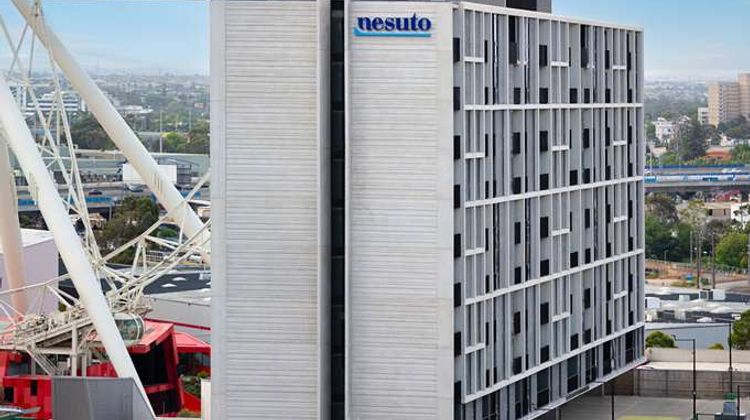 Nesuto Apartment Hotel Docklands Exterior
