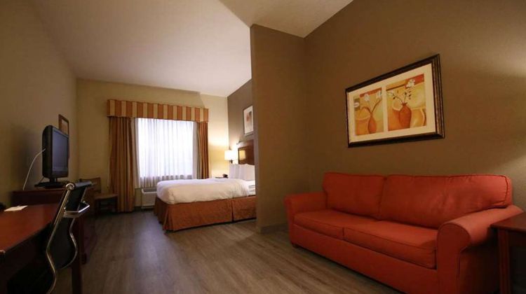 Seffner Inn & Suites Suite