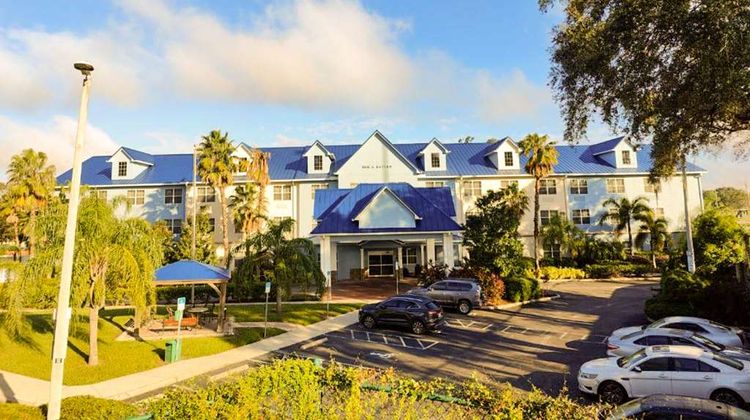 Seffner Inn & Suites Exterior