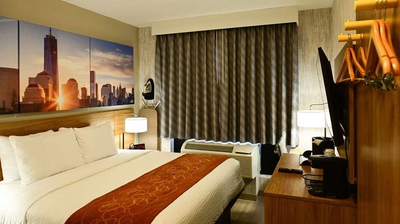 <b>Days Inn by Wyndham Bronx Room</b>. Images powered by <a href="https://iceportal.shijigroup.com/" title="IcePortal" target="_blank">IcePortal</a>.