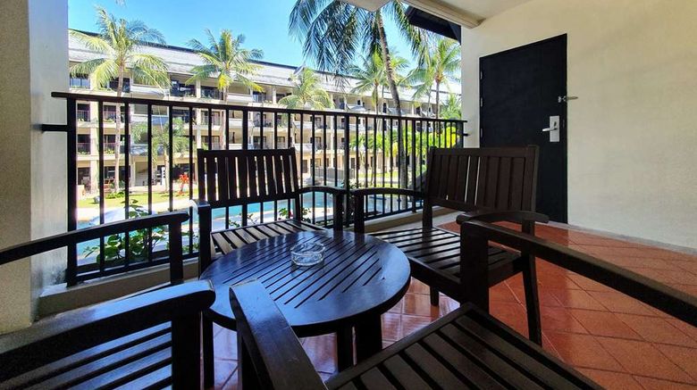 <b>Radisson Resort & Suites Phuket Suite</b>. Images powered by <a href="https://iceportal.shijigroup.com/" title="IcePortal" target="_blank">IcePortal</a>.