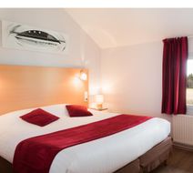 Carre Py Hotel Room
