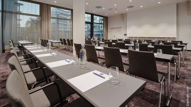 <b>Dorint Hotel Munich/Garching Meeting</b>. Images powered by <a href="https://iceportal.shijigroup.com/" title="IcePortal" target="_blank">IcePortal</a>.