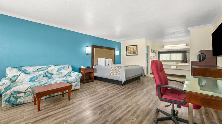 Americas Best Value Inn & Suites Room