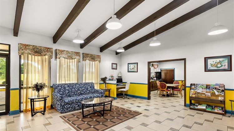 Americas Best Value Inn & Suites Lobby