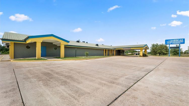Americas Best Value Inn & Suites Exterior