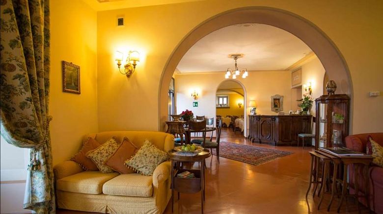 <b>Hotel Villa Marsili Lobby</b>. Images powered by <a href="https://iceportal.shijigroup.com/" title="IcePortal" target="_blank">IcePortal</a>.