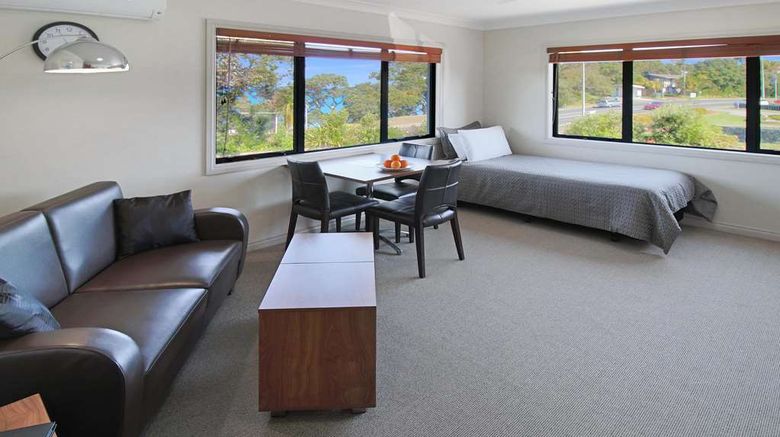 <b>Whangaparaoa Lodge-Motel Room</b>. Images powered by <a href="https://iceportal.shijigroup.com/" title="IcePortal" target="_blank">IcePortal</a>.