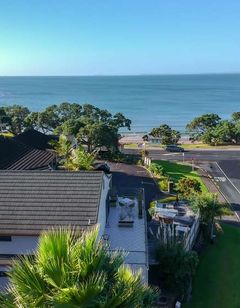 Whangaparaoa Lodge-Motel