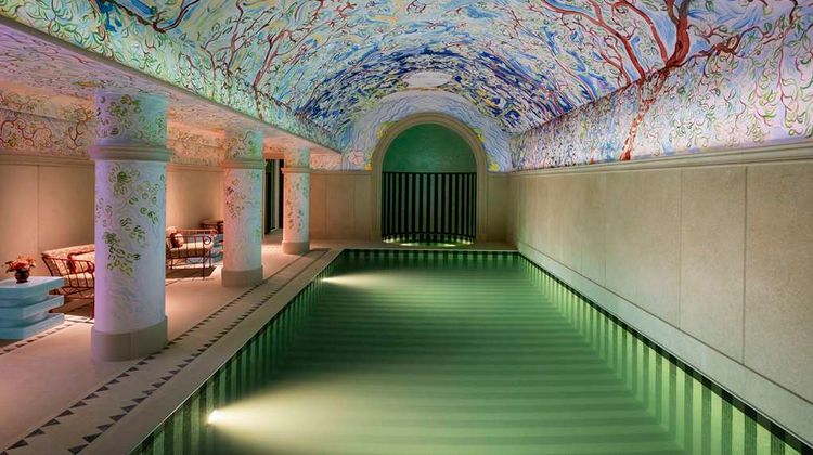 Le Grand Mazarin Pool