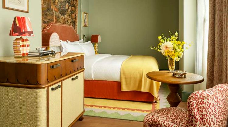 Le Grand Mazarin Room
