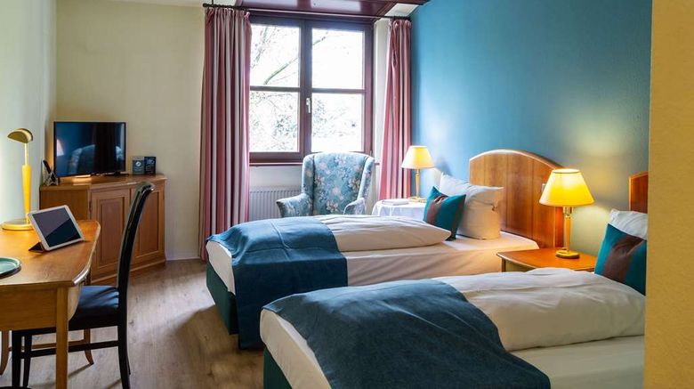 <b>Trip Inn Hotel Bristol Room</b>. Images powered by <a href="https://iceportal.shijigroup.com/" title="IcePortal" target="_blank">IcePortal</a>.