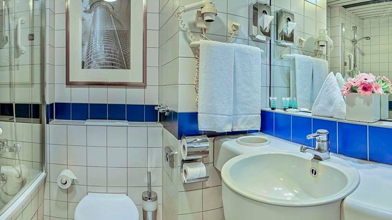 <b>Motel Plus Frankfurt am Main Room</b>. Images powered by <a href="https://iceportal.shijigroup.com/" title="IcePortal" target="_blank">IcePortal</a>.