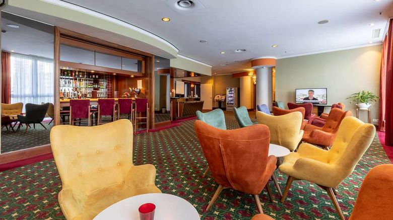 <b>Motel Plus Frankfurt am Main Lobby</b>. Images powered by <a href="https://iceportal.shijigroup.com/" title="IcePortal" target="_blank">IcePortal</a>.