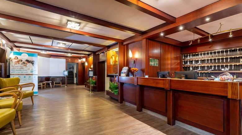 <b>TRIP INN Hotel Klee am Park Lobby</b>. Images powered by <a href="https://iceportal.shijigroup.com/" title="IcePortal" target="_blank">IcePortal</a>.