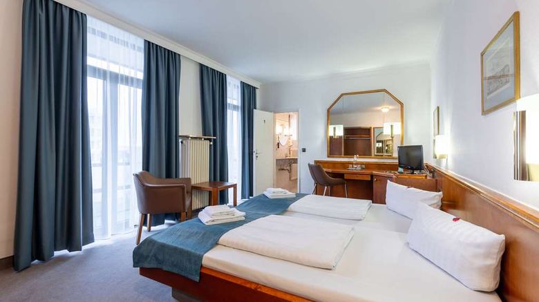 <b>TRIP INN Hotel Klee am Park Room</b>. Images powered by <a href="https://iceportal.shijigroup.com/" title="IcePortal" target="_blank">IcePortal</a>.