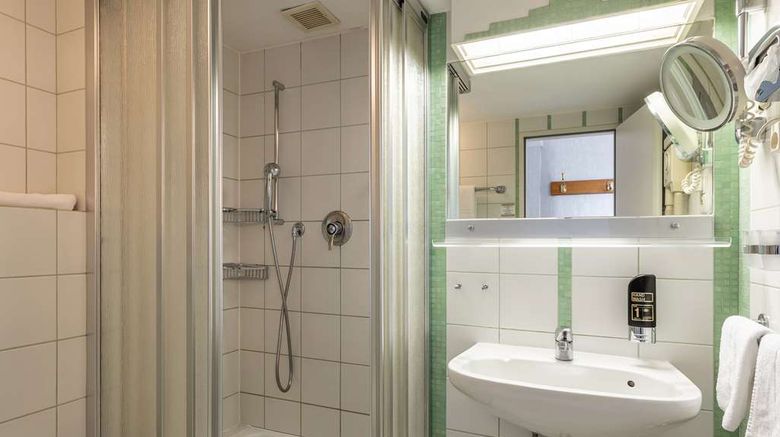 <b>Trip Inn Hotel Aschaffenburger Hof Room</b>. Images powered by <a href="https://iceportal.shijigroup.com/" title="IcePortal" target="_blank">IcePortal</a>.