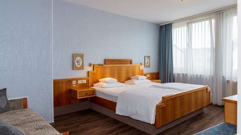 <b>Trip Inn Hotel Aschaffenburger Hof Room</b>. Images powered by <a href="https://iceportal.shijigroup.com/" title="IcePortal" target="_blank">IcePortal</a>.