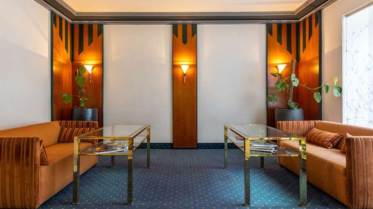 Centro Hotel Esplanade Lobby