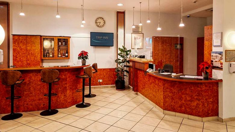 <b>Hotel Minerva Restaurant</b>. Images powered by <a href="https://iceportal.shijigroup.com/" title="IcePortal" target="_blank">IcePortal</a>.