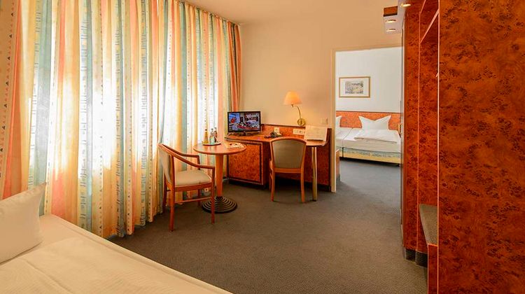 Hotel Minerva Room