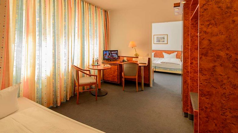 <b>Hotel Minerva Room</b>. Images powered by <a href="https://iceportal.shijigroup.com/" title="IcePortal" target="_blank">IcePortal</a>.