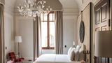<b>Nolinski Venezia Suite</b>. Images powered by <a href="https://iceportal.shijigroup.com/" title="IcePortal" target="_blank">IcePortal</a>.