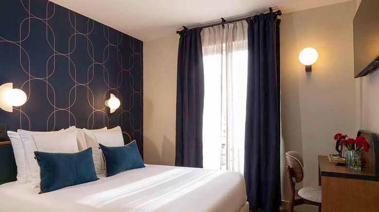 <b>Hotel Bijou Room</b>. Images powered by <a href="https://iceportal.shijigroup.com/" title="IcePortal" target="_blank">IcePortal</a>.