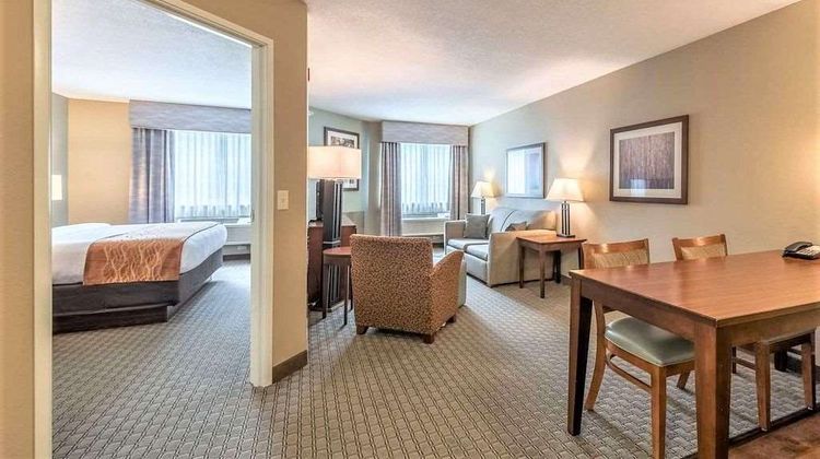 AmeriVu Inn & Suites-Chisago City Suite