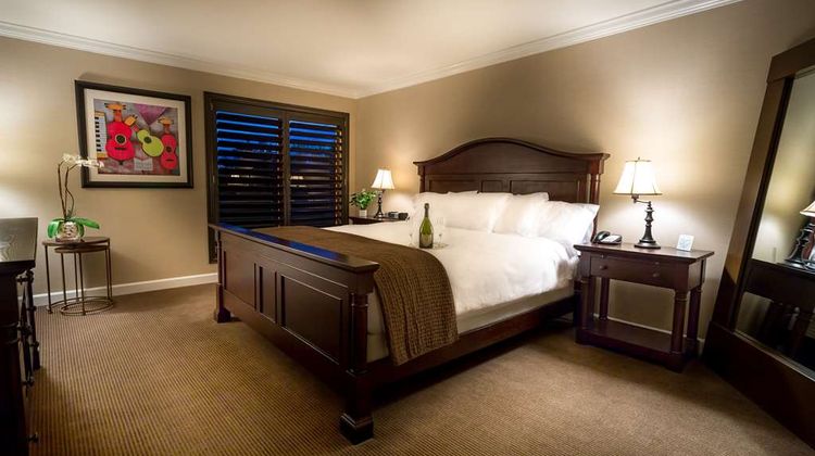 Cupertino Inn Room