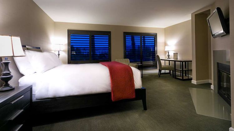 Cupertino Inn Room